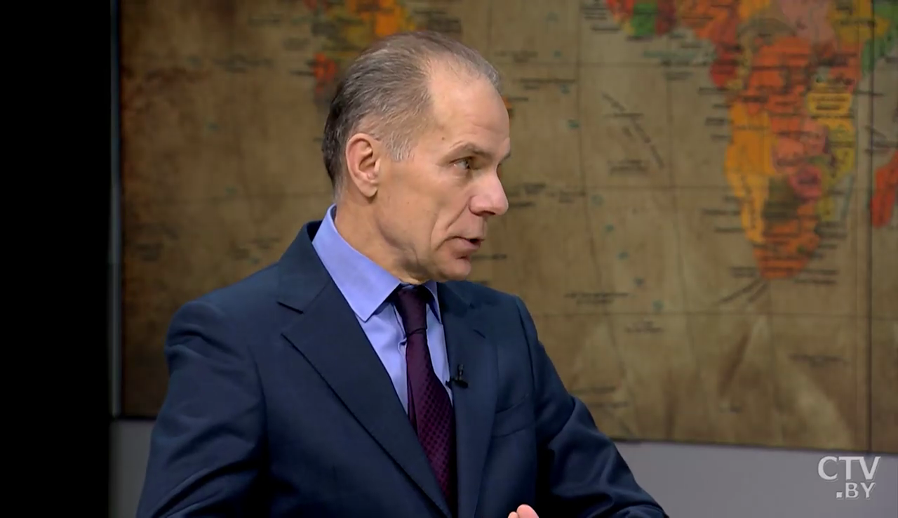 Василевич: «Надо закладывать в договорных отношениях, чтобы работник, если он не выполнил обязательства, компенсировал потери»
