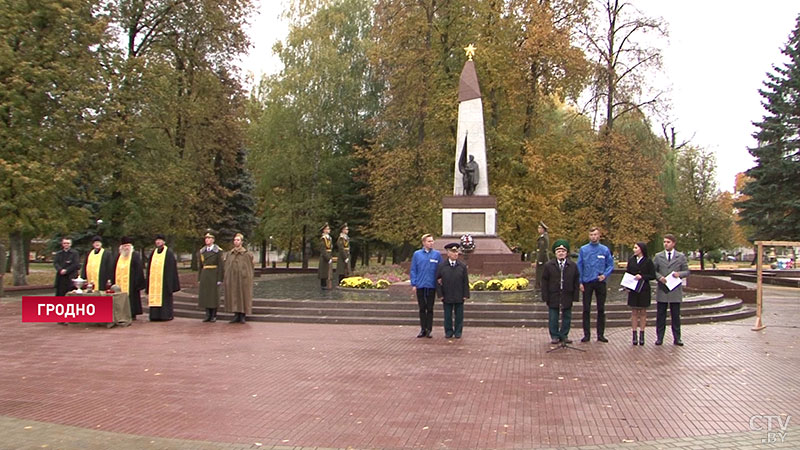 Проект «Во славу общей Победы»: в Гродно землю с захоронений времён Великой Отечественной поместили в капсулу-15