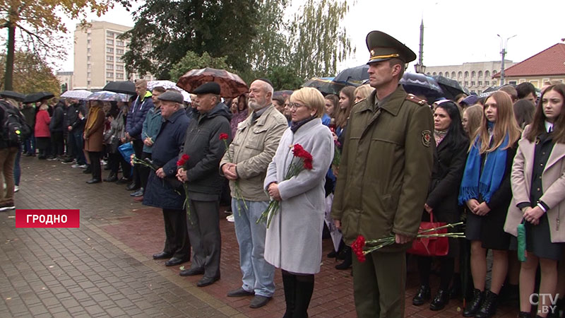 Проект «Во славу общей Победы»: в Гродно землю с захоронений времён Великой Отечественной поместили в капсулу-21