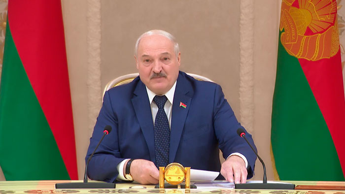 «Можем, а нечем посеять». Лукашенко рассказал, как у него просили мешок зерна для Нижегородской области