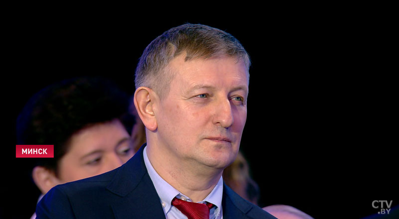 Александр Лукашенко: «Никто никому в Беларуси не мешает получить даже колхоз Радомана»-4