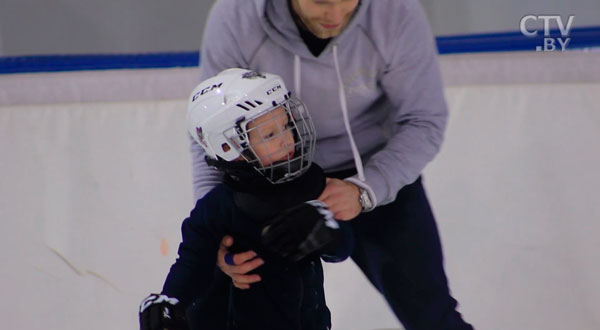 «Хоккей ставит в такие условия, в которых человек способен раскрыть все позитивные качества»: выбираем вид спорта для ребёнка-7