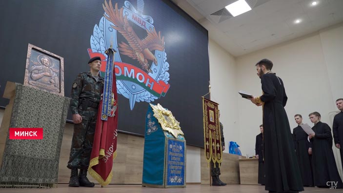 Жировичскую икону Божией Матери привезли на базу ОМОН в Минске-1