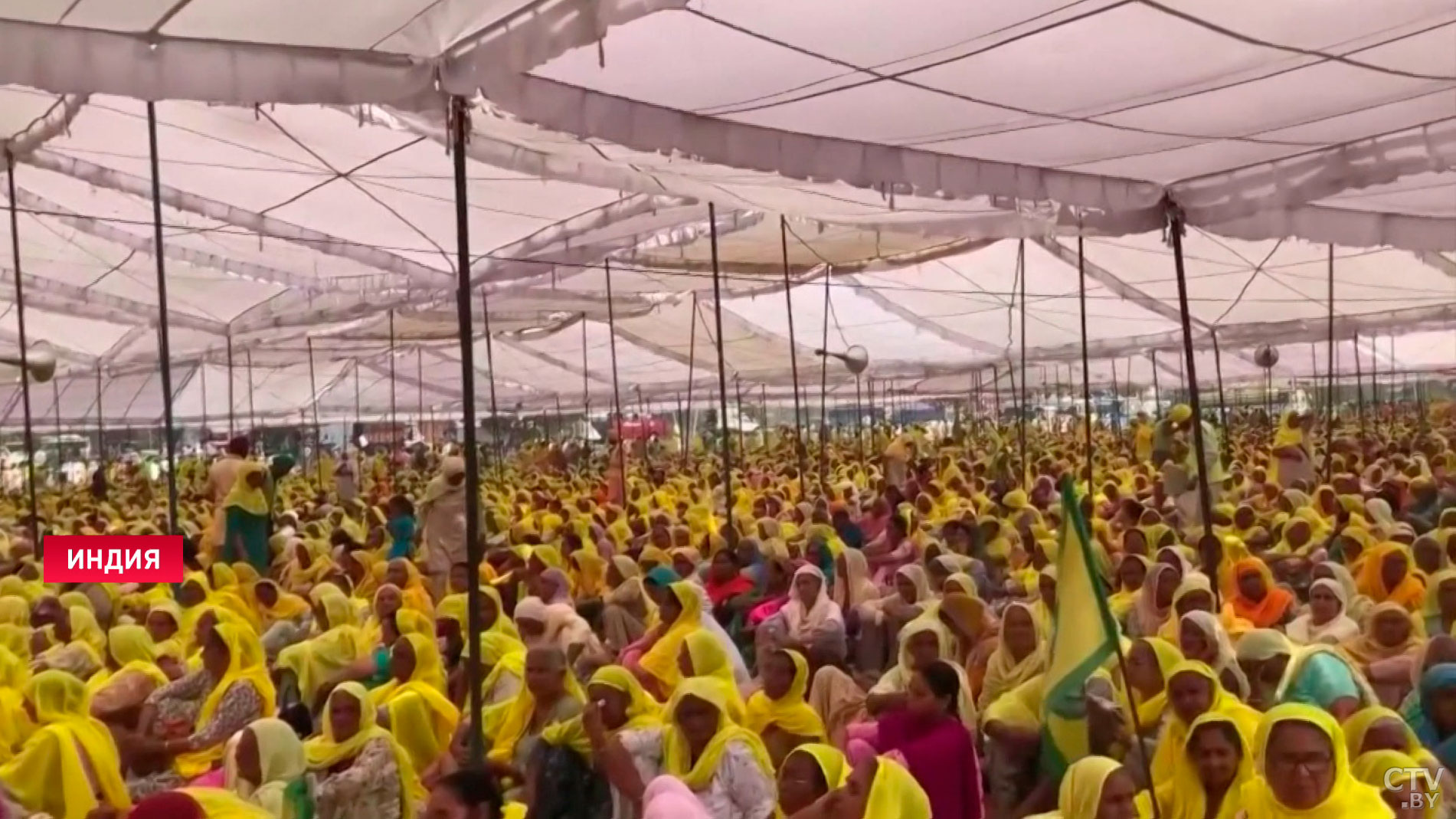 В Индии тысячи женщин 8 марта присоединились к протестам фермеров-7