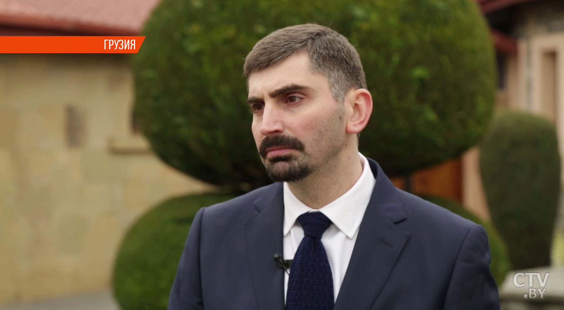 Александр Лукашенко: «У нас сильная президентская власть. Это и спасло страну от разорения»-4