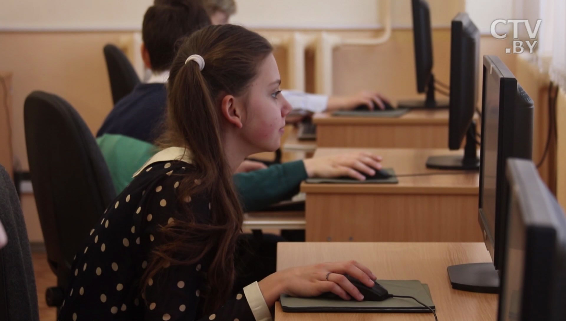 «Если изменяется поведение и, особенно, настроение»: как распознать Интернет-зависимость у ребёнка -1