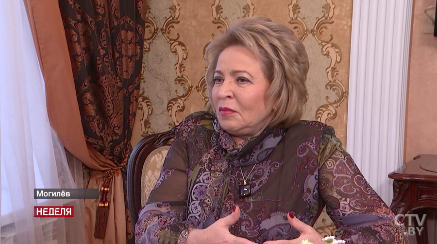 Валентина Матвиенко рассказала, в чём особенность контрактов, подписанных на Форуме регионов-7 Валентина Матвиенко рассказала, в чём особенность контрактов, подписанных на Форуме регионов-7