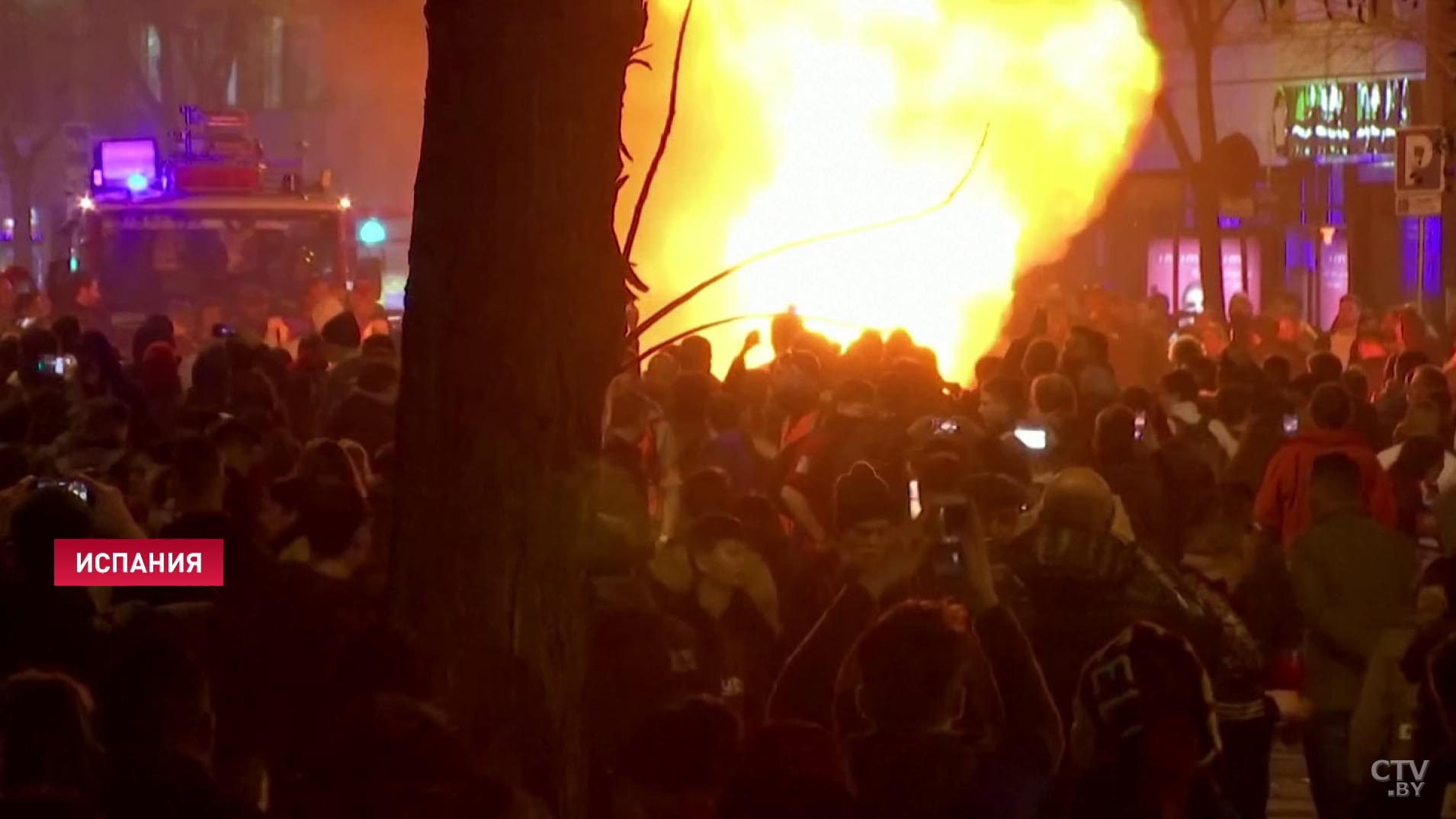 Более 60 человек пострадали в результате столкновений в Барселоне-4