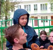 «Артём был в социально опасном положении». Что говорят педагоги о нашумевшей истории с 6-летним ребёнком?