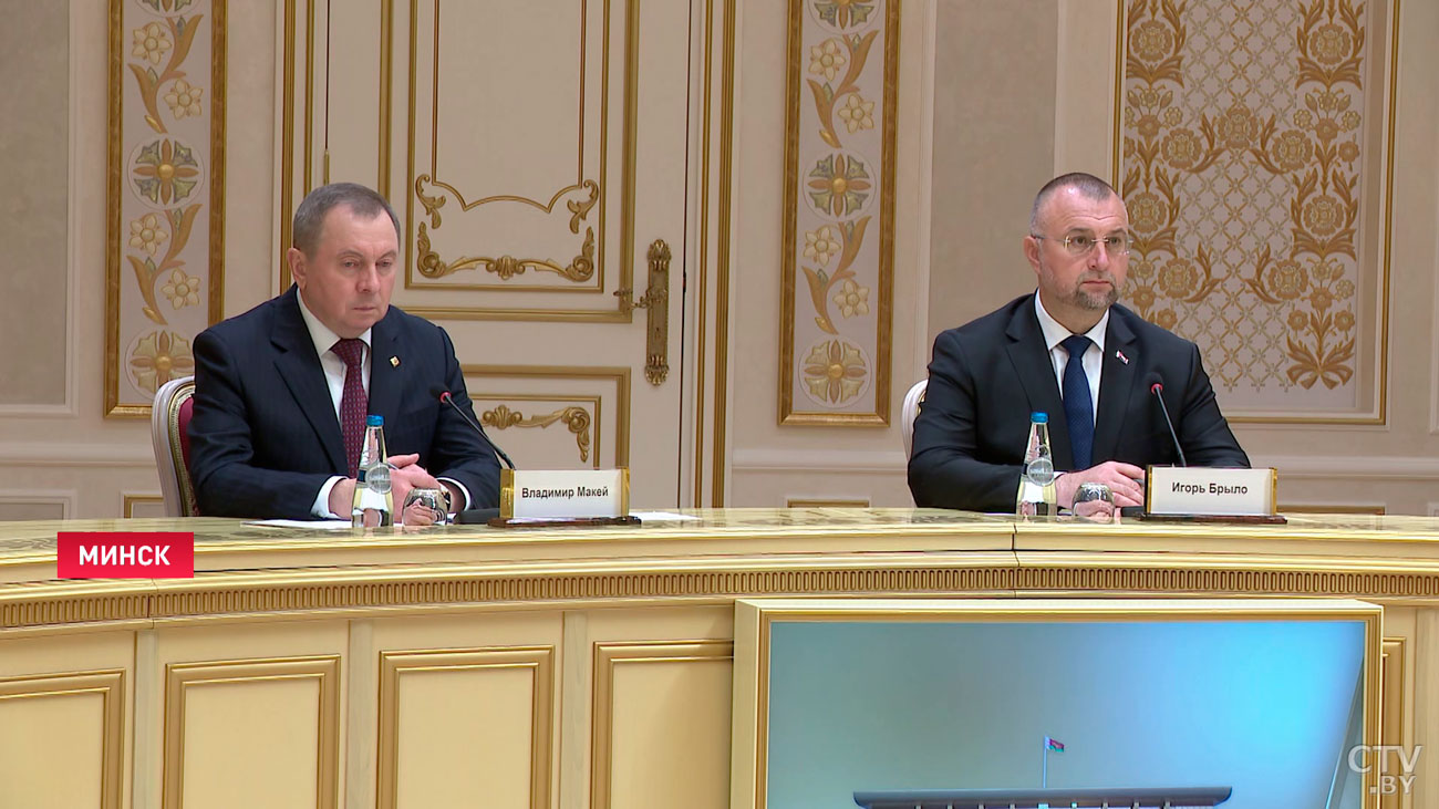 Увеличить товарооборот планируют почти на треть. Итоги встречи Лукашенко с делегацией Ленинградской области-7