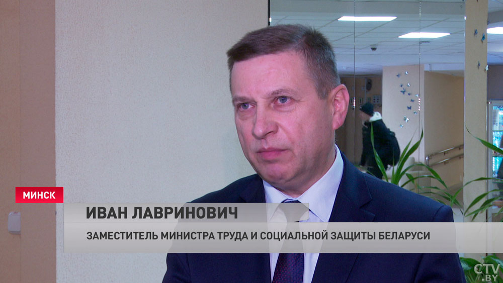«Дешевле импортных». Иван Лавринович о том, какие страны закупают в Беларуси средства реабилитации для инвалидов -4