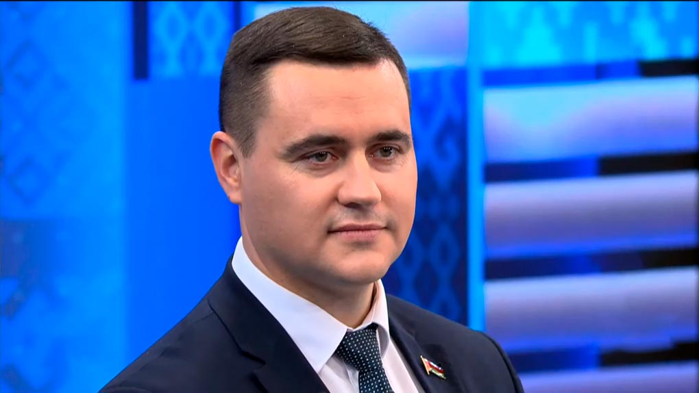 Дети просто начали ходить в школу в жилетках? Что изменилось с 1 сентября – рассказал Иванец