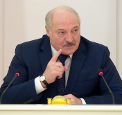 Александр Лукашенко: изменения в Конституцию должны быть, потому что Лукашенко не вечен, и мы не знаем, кто будет следующим