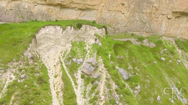 Белорус сорвался в ущелье в Кабардино-Балкарии. Альпиниста ищут-1