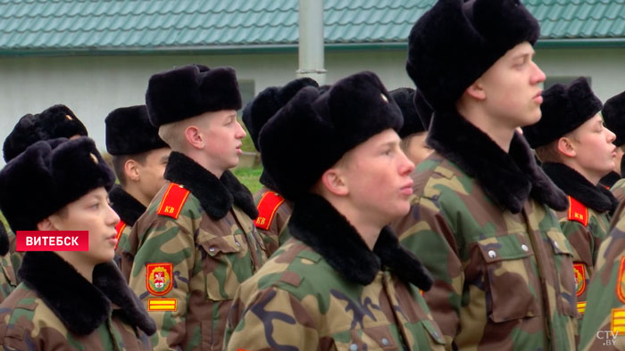 Помните мальчика из Латвии, которого называли предателем за интервью с Лукашенко? В Беларуси он уже принял присягу-4 Помните мальчика из Латвии, которого называли предателем за интервью с Лукашенко? В Беларуси он уже принял присягу-4
