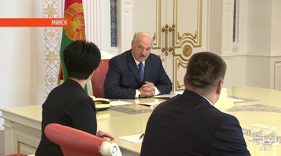 Президент Беларуси: «Многие руководители, которых я отправил недавно, за воротник закладывали прилично» 