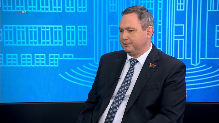 Как мы противостоим нацизму и почему Украину было легко переманить на ту сторону? Рассказал сенатор Феликс Яшков
