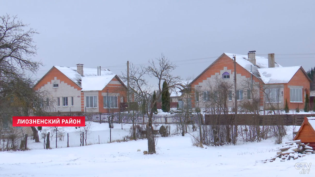 От едкого дыма у жителей агрогородка начались проблемы со здоровьем. Как помогло обращение к Наталье Кочановой?-1