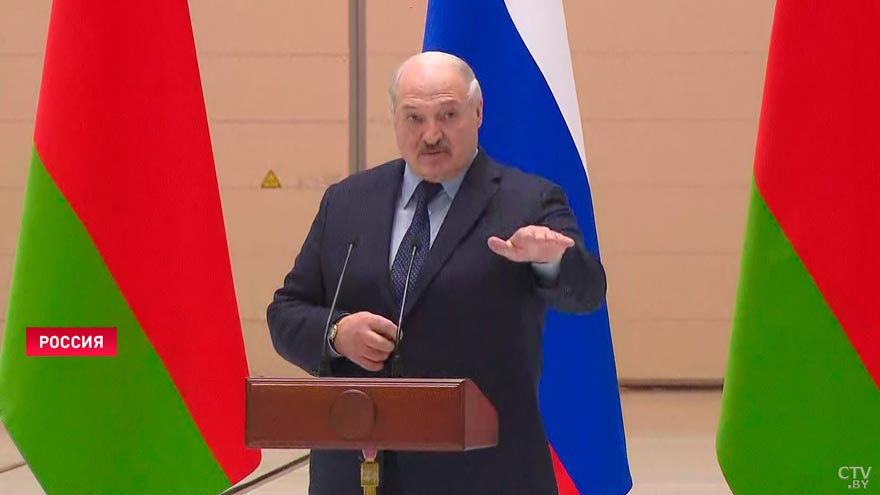 Александр Лукашенко в ответ на западные санкции: «Как в народе говорят, досвидос»-4