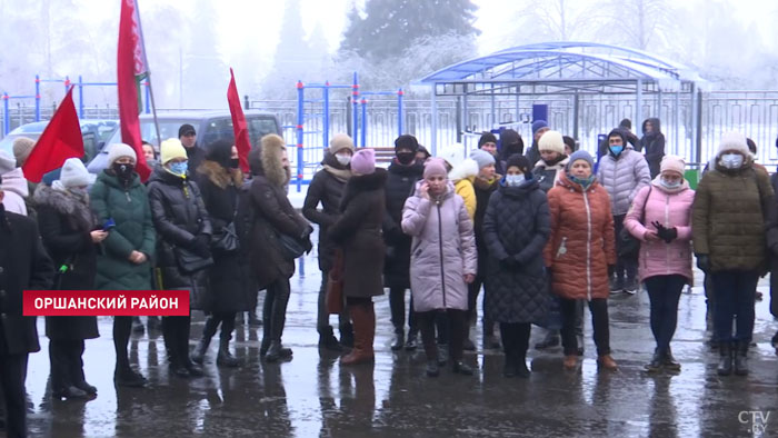 «Как в городе, так и здесь будет». В Оршанском районе молодым специалистам вручили ключи от новых домов-7
