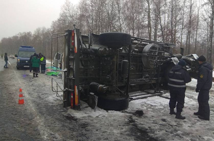 Возбуждено уголовное дело по факту ДТП в Калинковичском районе-1