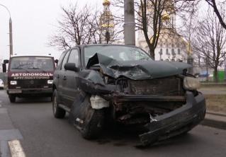 На ул. Калиновского столкнулись сразу 5 машин 