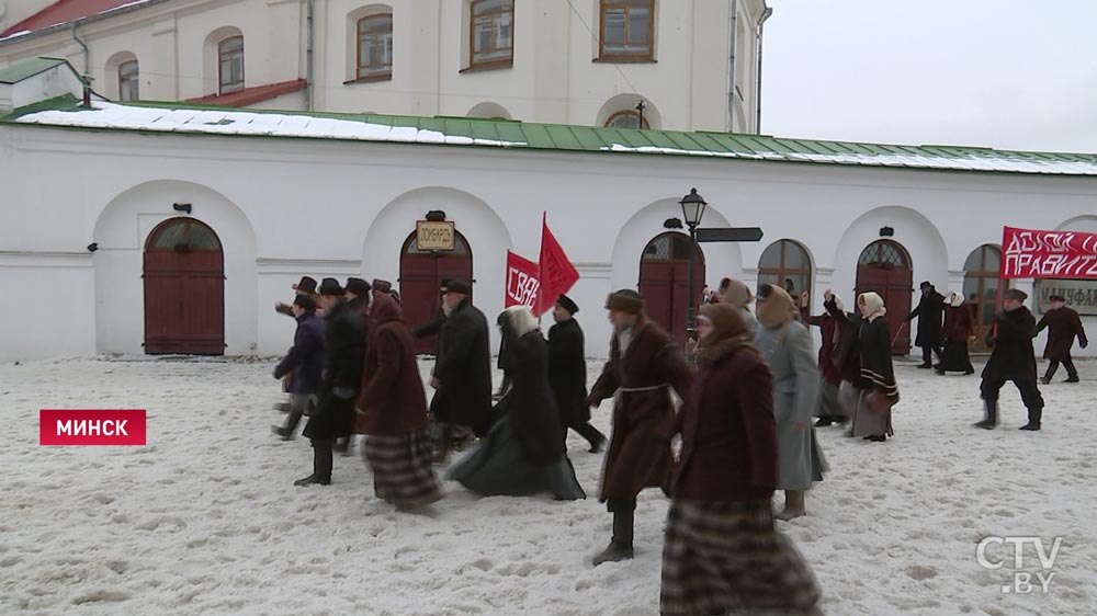 «Это глубокие переживания»: показываем кадры со съёмок фильма «Пока будет небо», посвящённого Янке Купале-24