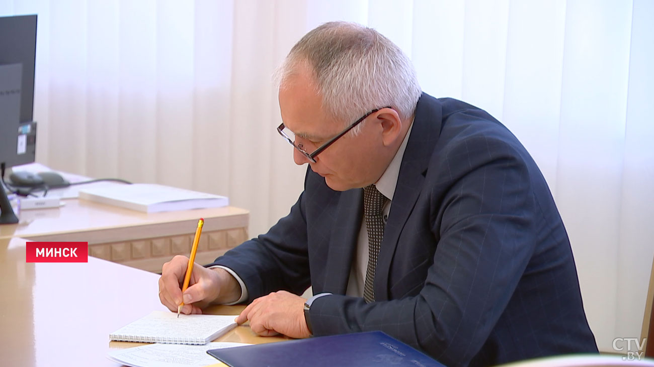 Наталья Кочанова связалась по телефону с белорусами, которые не попали на личный приём-7 Наталья Кочанова связалась по телефону с белорусами, которые не попали на личный приём-7