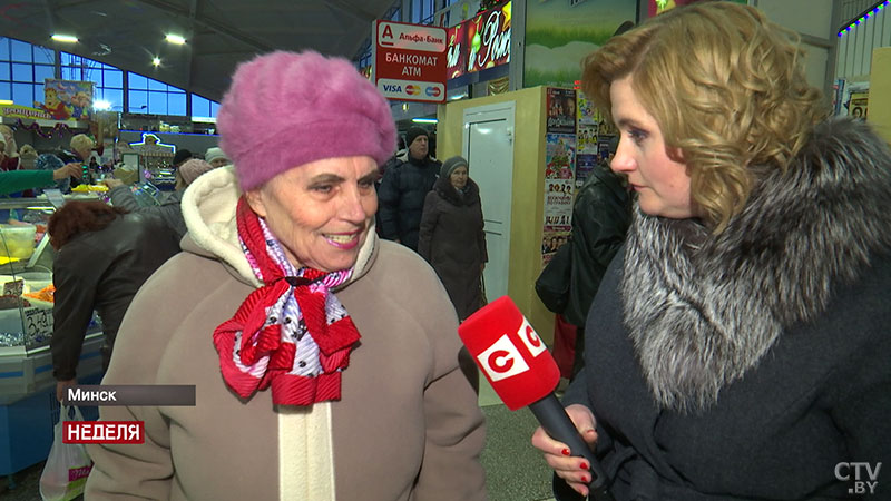 «Покупают всё самое лучшее». Что происходит на Комаровке накануне Нового года-8