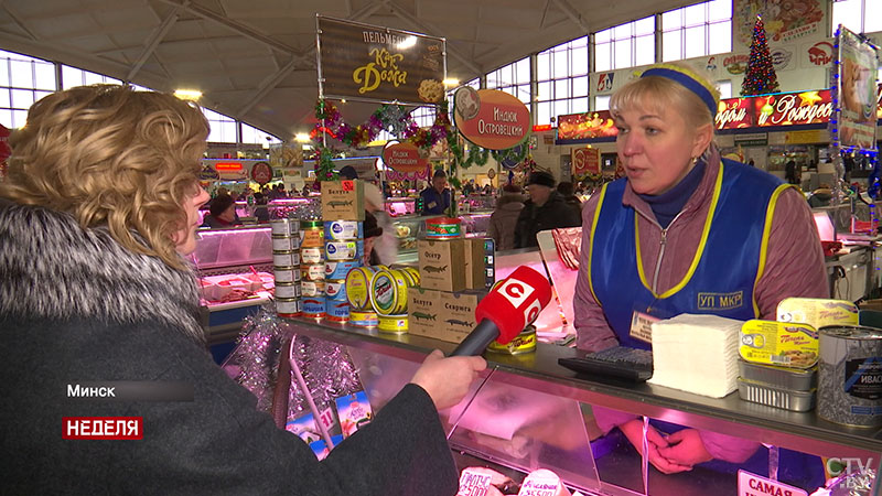 «Покупают всё самое лучшее». Что происходит на Комаровке накануне Нового года-11