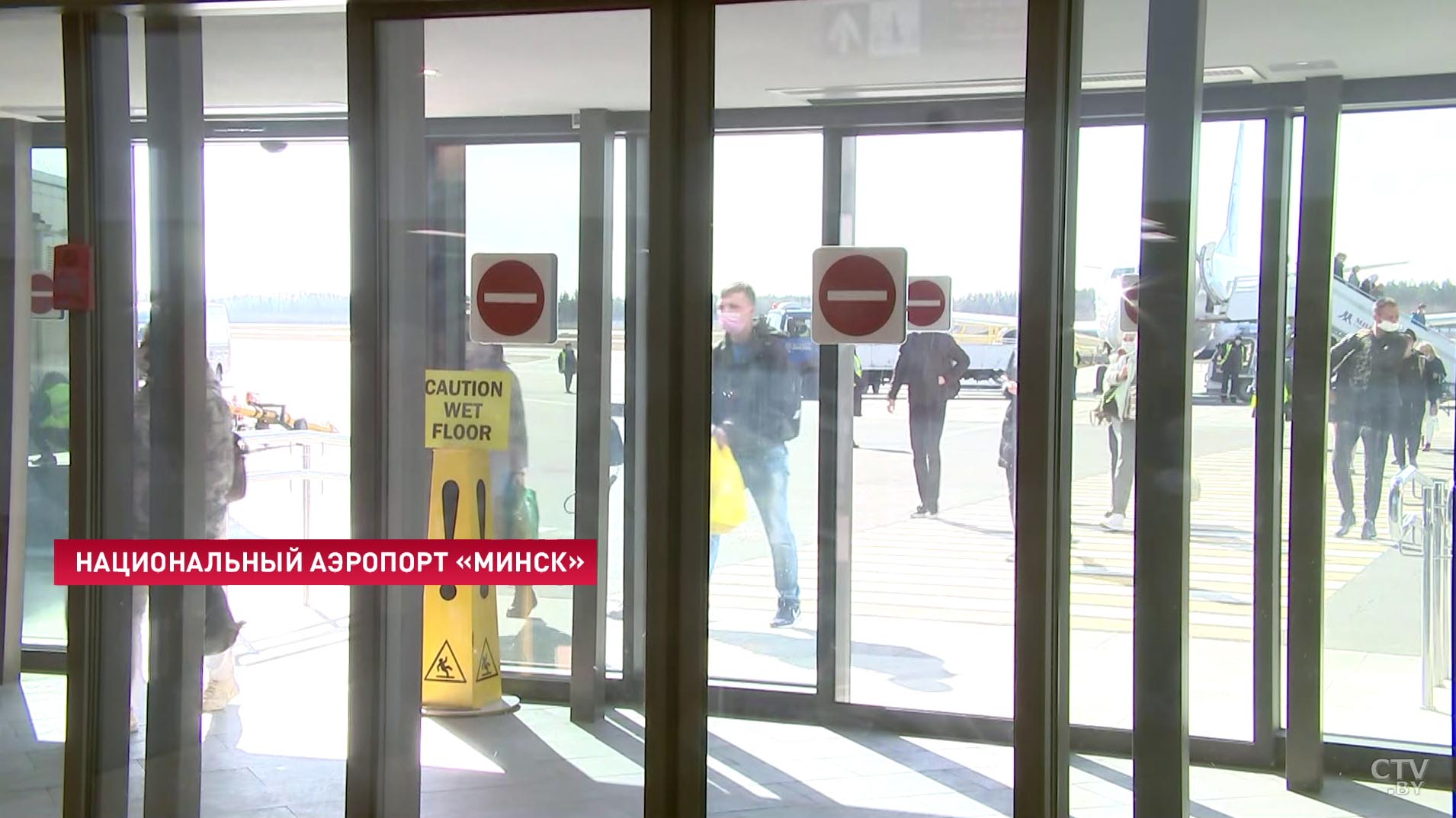 Олег Мазуро о застрявших в России белорусах: организован чартерный рейс во Внуково-1