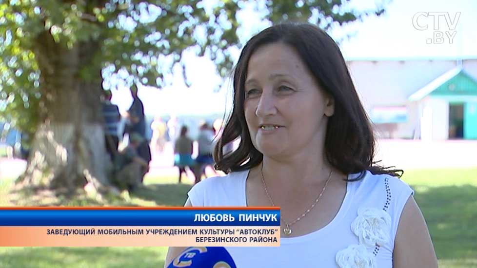 Мы не можем остаться в стороне: для аграриев Беларуси организованы мобильные концерты прямо в полях-1