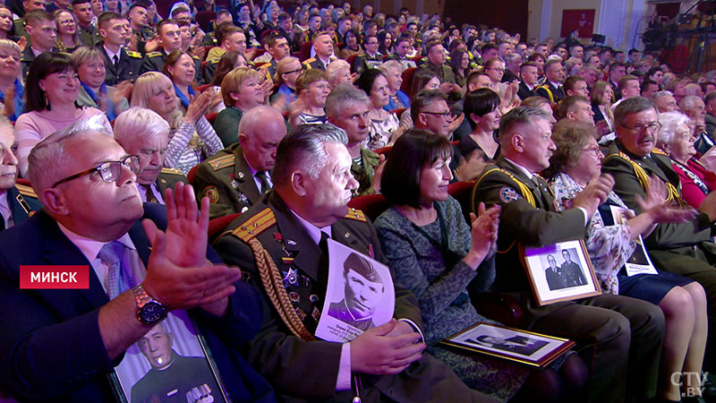 В благодарность за Победу. Праздничный концерт «Беларусь помнит. Дорога памяти» смотрите в эфире телеканала СТВ -10