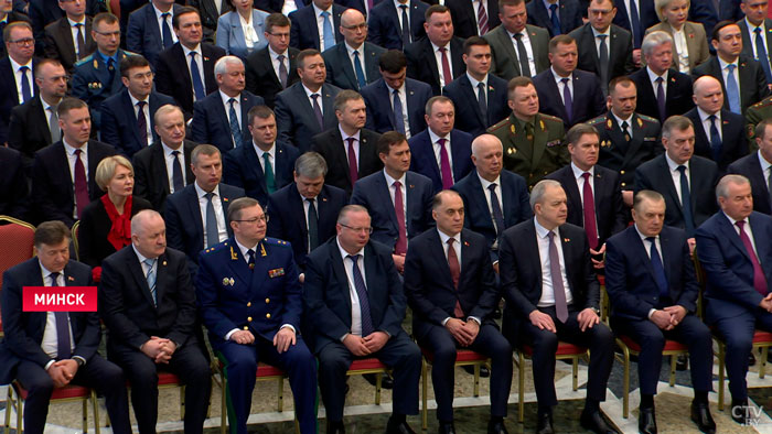«Если вы меня не слышите, то вам впору избирать нового Президента». От чего Лукашенко предостерёг белорусов?-1