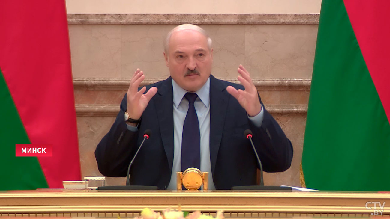 Лукашенко об отмене смертной казни: девчонку на куски порубили и в ванну бросили. Когда вы на это всё посмотрите, поймёте-4 Лукашенко об отмене смертной казни: девчонку на куски порубили и в ванну бросили. Когда вы на это всё посмотрите, поймёте-4