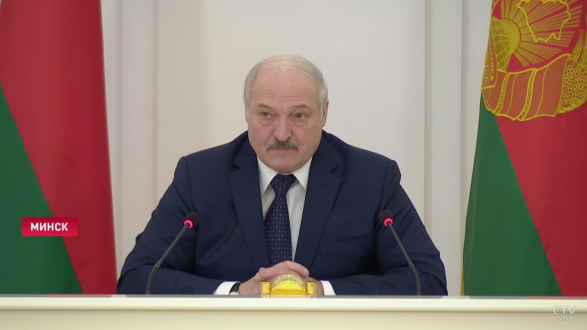 Александр Лукашенко: если вы этого не понимаете, я за оставшийся промежуток своей жизни президентской вам всем персонально объясню-7
