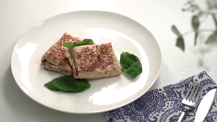Конвертики с сулугуни. Готовим простой, но очень вкусный завтрак