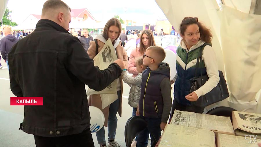 Сёння тут пануе роднае слова. Паглядзіце, якая цырымонія адкрыцця Дня пісьменства прайшла ў Капылі-22