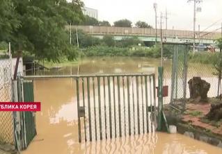 В Южной Корее из-за мощных наводнений погибли 6 человек