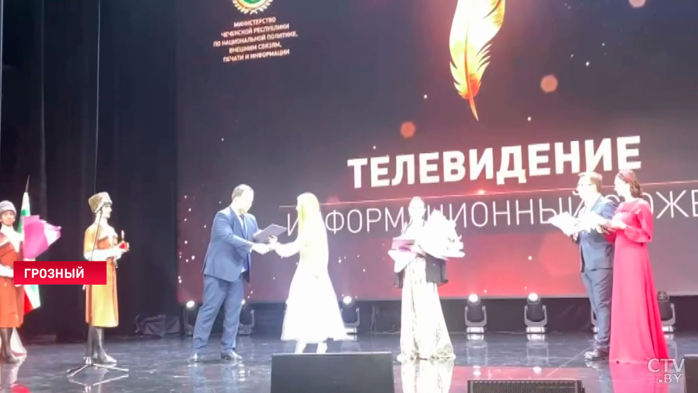 Корреспондент СТВ стала победительницей премии «Золотое перо». Награждение прошло с участием с Рамзана Кадырова-7