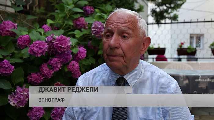 До неузнаваемости преображают невесту. Вот как в Косово готовятся к свадьбе-4
