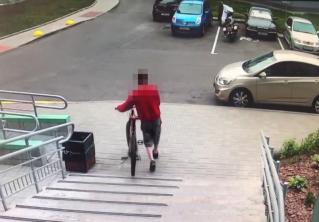 Раскрыта серия краж велосипедов из многоэтажек на улице Карвата