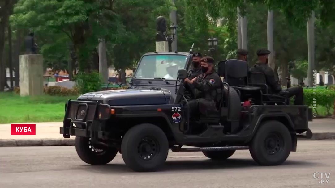 Столицу патрулировали военные. Протесты на Кубе почти утихли-1