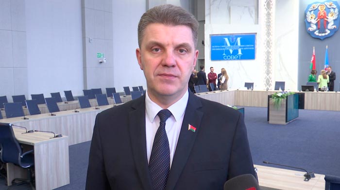 «Сопровождать их во время учёбы, привлекать на практику». Владимир Кухарев встретился с Молодёжным советом