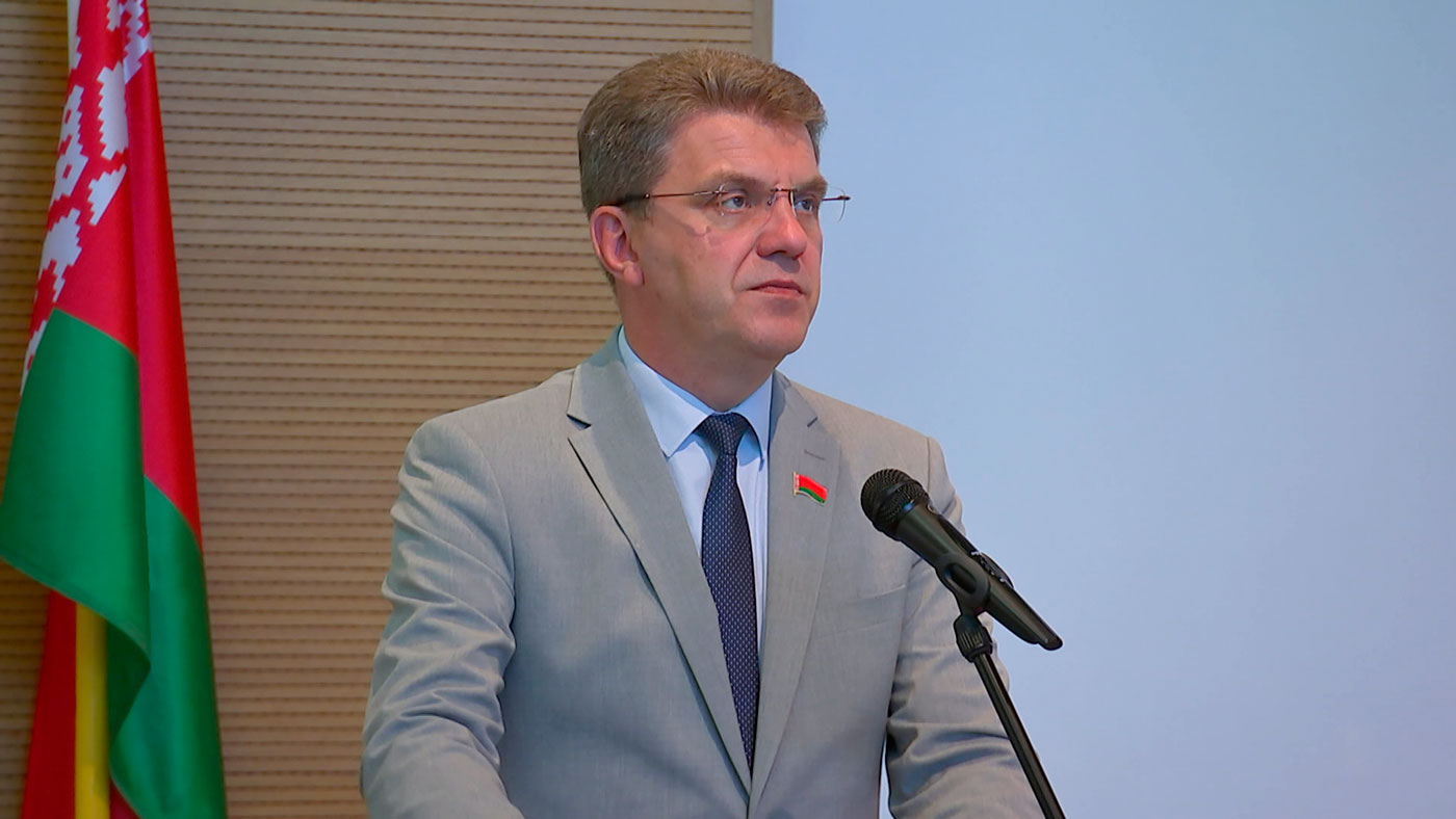 Кухарев рассказал о переводе Минска на артезианские источники и строительстве метрополитена