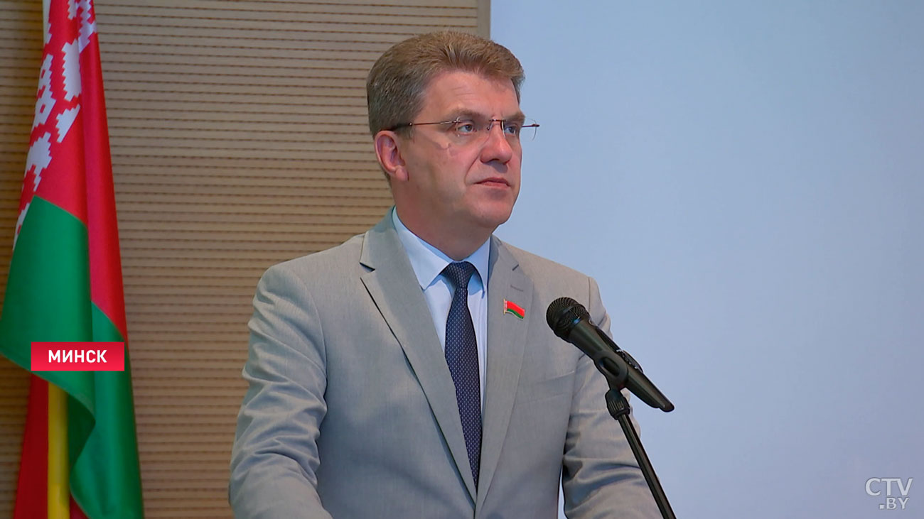 Кухарев рассказал о переводе Минска на артезианские источники и строительстве метрополитена-1