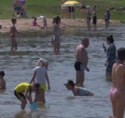 Открываем купальный сезон: сколько можно находиться в воде?