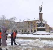 «Работать начали уже с вечера». В Бресте за сутки выпало полторы декадной нормы осадков