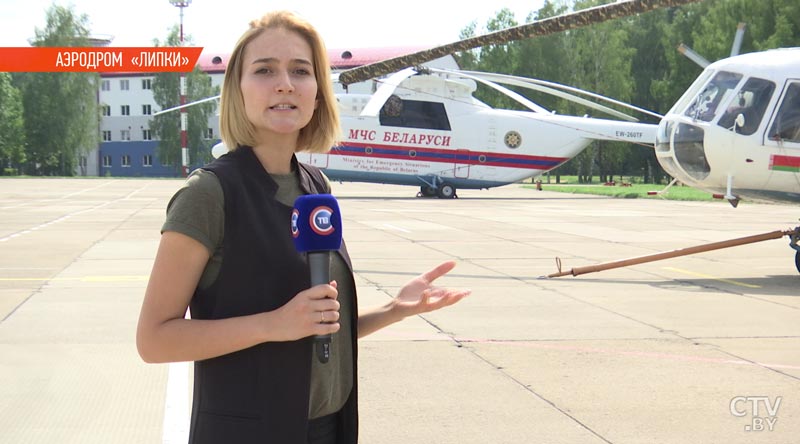 Они вышли из вертолета уставшими, но счастливыми: белорусские спасатели рассказали, как боролись с пожаром в Латвии -25