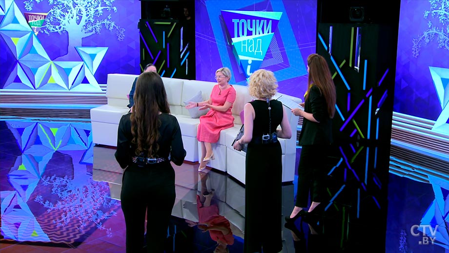 Надежда Лазаревич о служебных романах: «Я не отслеживаю, кто с кем после корпоратива ушёл»-7